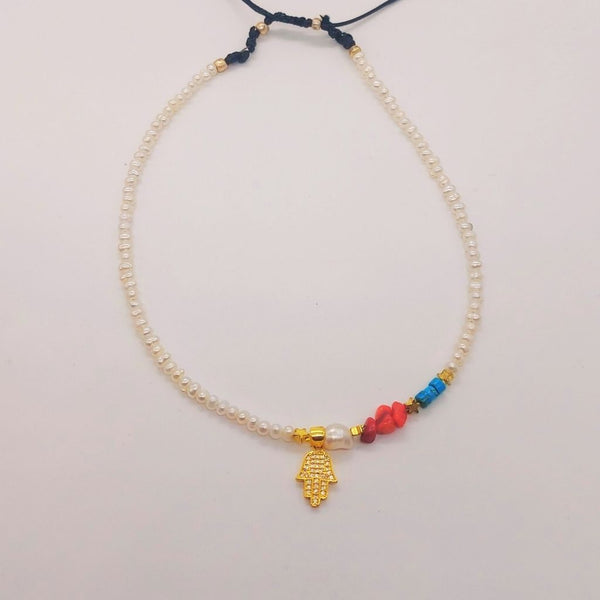 Collar Perlas con Mano de Hamsa